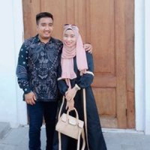 Rofiqoh Nurul profile icon