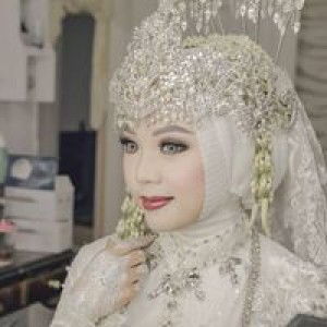 Rizka Amanina profile icon