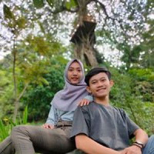 Idha Fitria profile icon