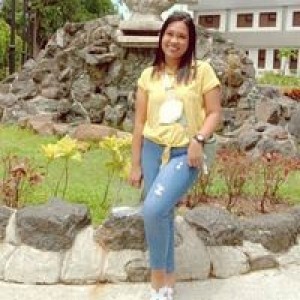 REn PoNce PerEz profile icon