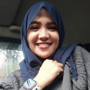 Elly Savitri profile icon