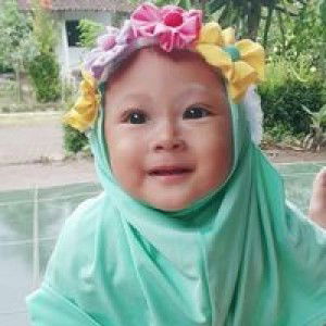 Siti Komariah profile icon