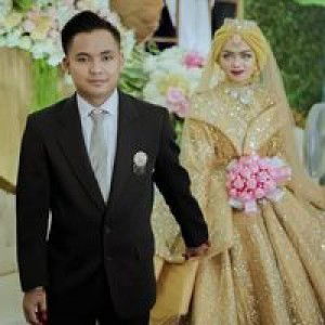 Lily Priyantari profile icon