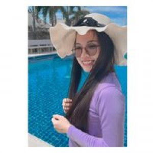 F Fern Onpreeya Phiwkliang profile icon