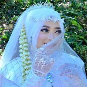 Laila Lail profile icon