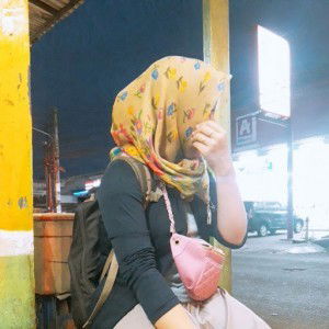 Niki Putri Deriga profile icon