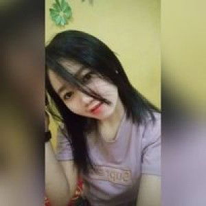 Desti apriani profile icon