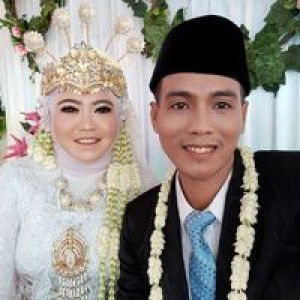 Sri Alvianti profile icon