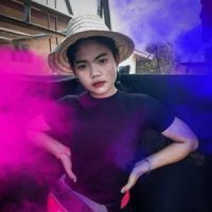 หญิง ศ- ลิ- ษา profile icon