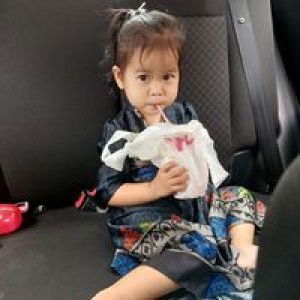 Siti Nuraine profile icon