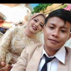 Ainun Nisa profile icon