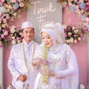 Tinuk Fauriyah profile icon