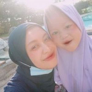 Vhellanie Julianty Ramdhanie profile icon