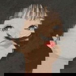 พลอย พลอย profile icon