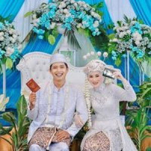 Aprntna profile icon