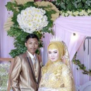 Nina Alvanisa Jr. profile icon