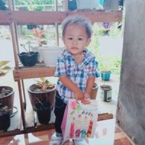 Laurence Dinglasan Amaro profile icon