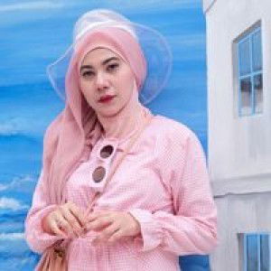 Rahmi 'ami' Oktaviyani profile icon