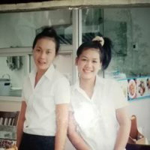 อุ๊ยตาย ผ็ูชายรอคิว profile icon