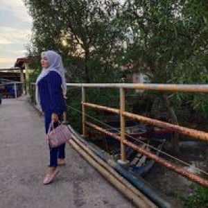 Cik Puan Athira profile icon