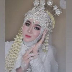 Indrii Rahma Wati profile icon