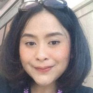 Putri Valentia profile icon