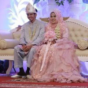 Raden Liana Anggraini profile icon