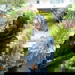 vitri widhia profile icon