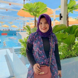 Dinayuniari Permatasari profile icon