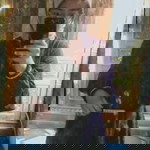 Rofiqoh profile icon