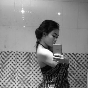 Riska Deviana profile icon