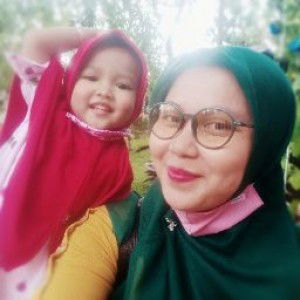 sri utami profile icon