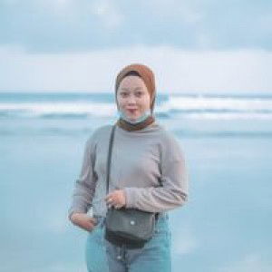 Tri Lestari profile icon