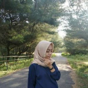 Nur Afni profile icon