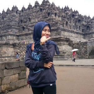 Dwi Apriyanti profile icon