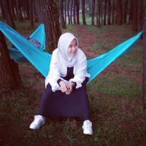 Nuria Febriani S profile icon