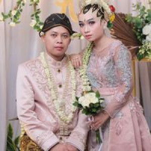 Ani Zulazmii profile icon