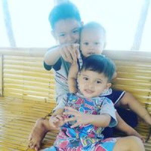 Nur Atifar profile icon