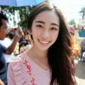 May Rattanaporn profile icon