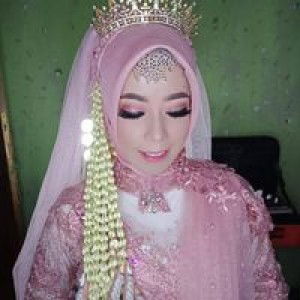 Sakinah Munawaroh profile icon