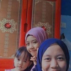 Nur Hasanah profile icon