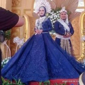 Dewi November profile icon