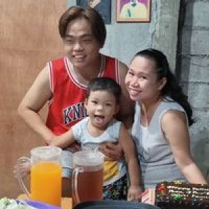 Ronz Villaluz Tomines profile icon