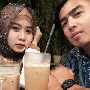 Devi Indriyani profile icon