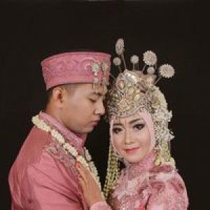 AndRiani LiNdha profile icon