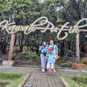 Neng Cahya Farida profile icon