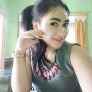 Evietha Cahya Pratami profile icon