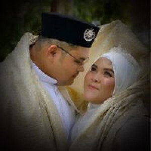 Farah Razalli profile icon