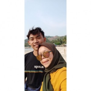 Riski susila dewi profile icon