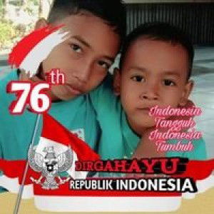 Atik Ervina Rakharefano profile icon